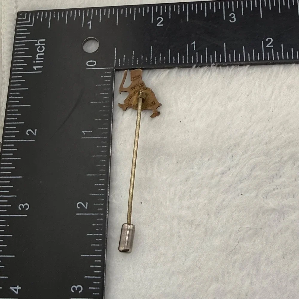 Vintage Old Dutch Cleanser Stick Pin Gold Tone Enamel Advertising Dutch Girl